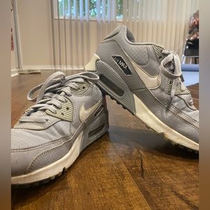 Nike Air Max 90